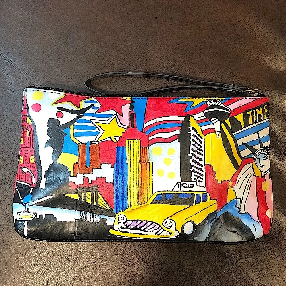 SHARIF 1827 ARTISTIC EXPRESSIONS NYC Statue Of Liberty Taxi Hand-painted Clutch